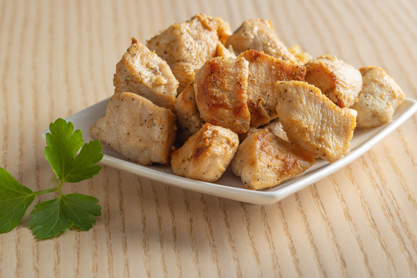 Chicken Breast, Skinless & Boneles, 200g+, Mid Cubes (25g-35G)